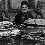 عکس/فروش نان سنگک و تافتان در تهران قدیم