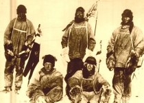 عکس یادگاری کاشفان قطب جنوب