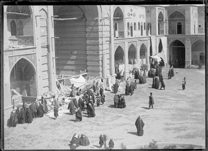 عکس/بازار مسجد سپهسالار دوره قاجار