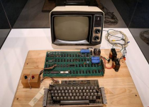اولین کامپیوتر ساخت استیو جابز/تصاویر