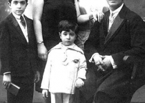 عکس خانوادگی امیرعباس هویدا