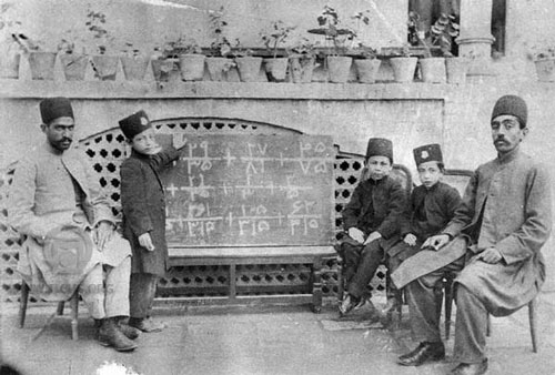 عکس/ کلاس ریاضی در دوره قاجار