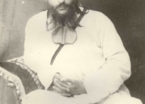 یک درویش جوان در اواخر قاجاریه