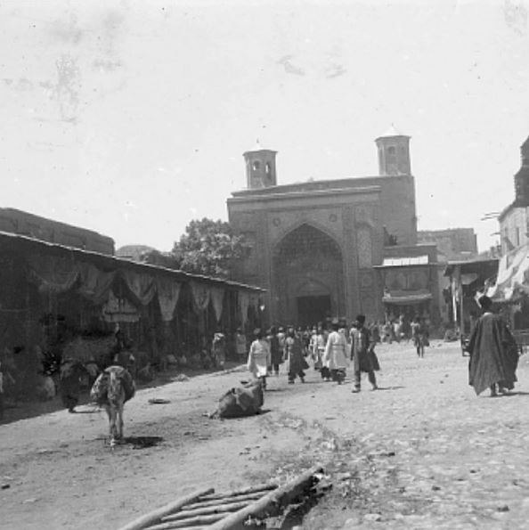 بازار تهران در عصر قاجار/عکس