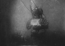 اولین تصویر گرفته شده در زیر آب