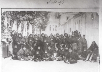 گروپ زنان قاجاری/عکس