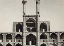 عکس/مسجدی در دل کویر ایران