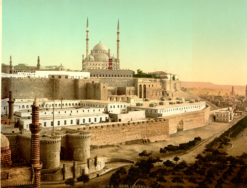قلعه ی صلاح الدین گنبدی مملو از باد
