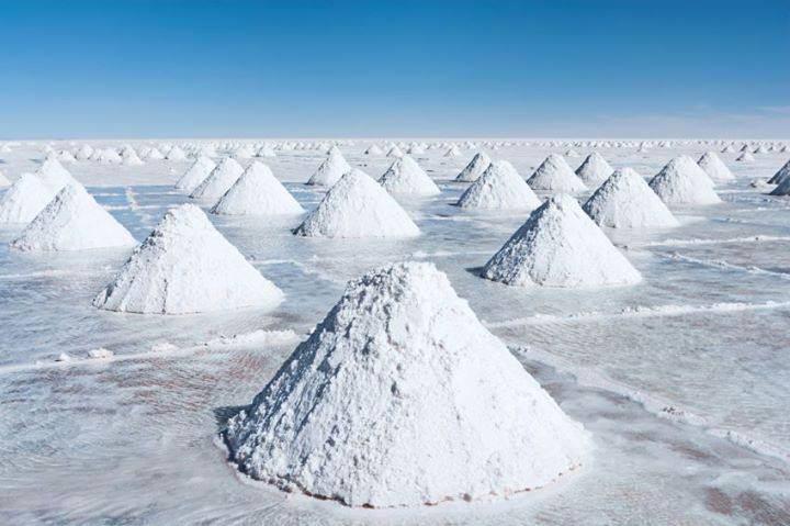 بزرگترین دشت مسطح نمکی جهان در جنوب غربی بولیوی