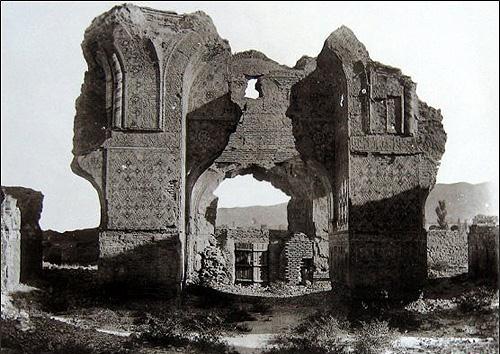 عکسی قدیمی از مسجد کبود تبریز