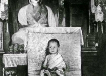 دالایی لاما در دو سالگی/عکس