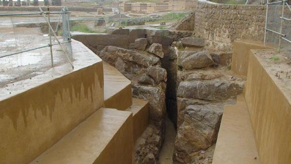 آب‌‌راهه تاریخی تخت جمشید را نجات داد+تصاویر